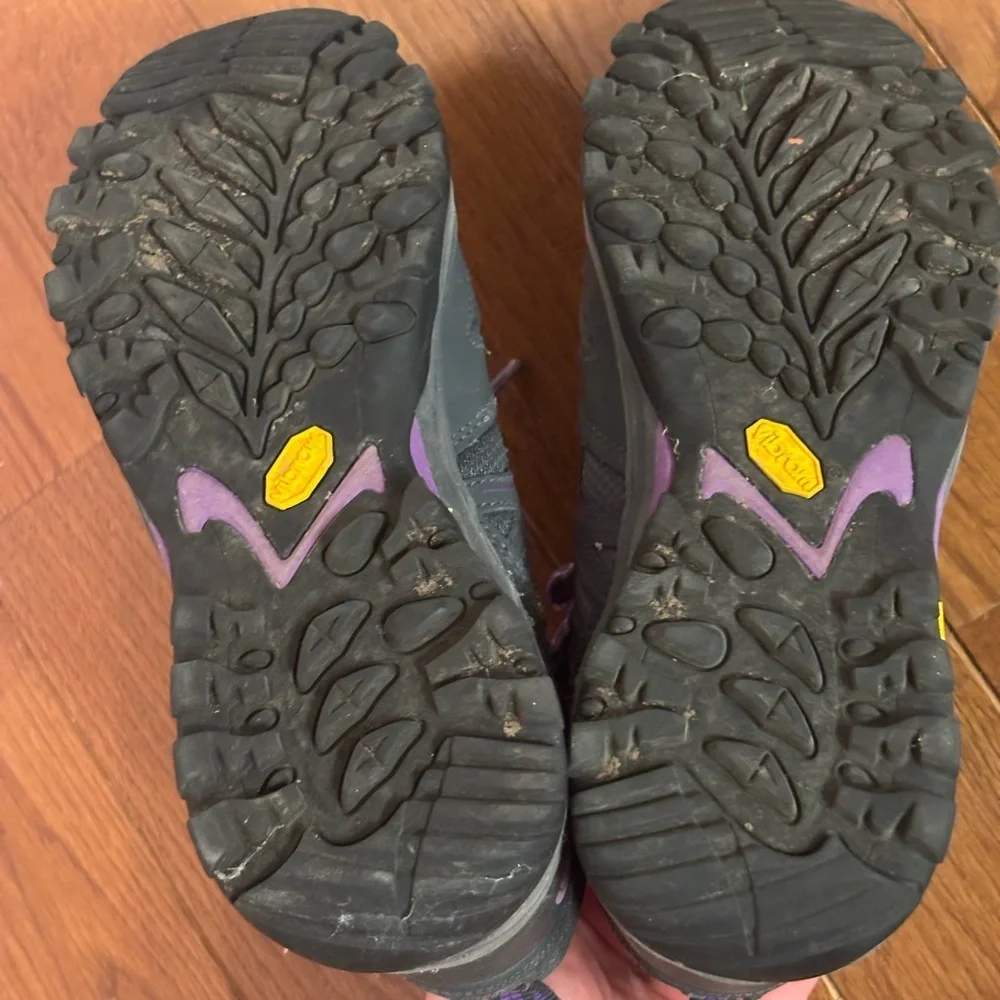 The North Face Women’s Hedgehog Fastpack Mid GTX Waterproof Hiking Boots Size 6